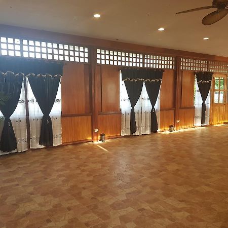 Boro Bay Hotel - Borongan Екстериор снимка